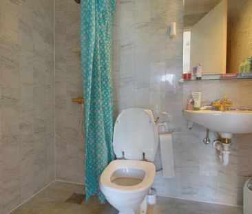 1 bedroom in a house share to rent - Photo 6
