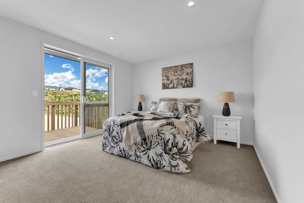 Family home in Pokeno - Photo 1