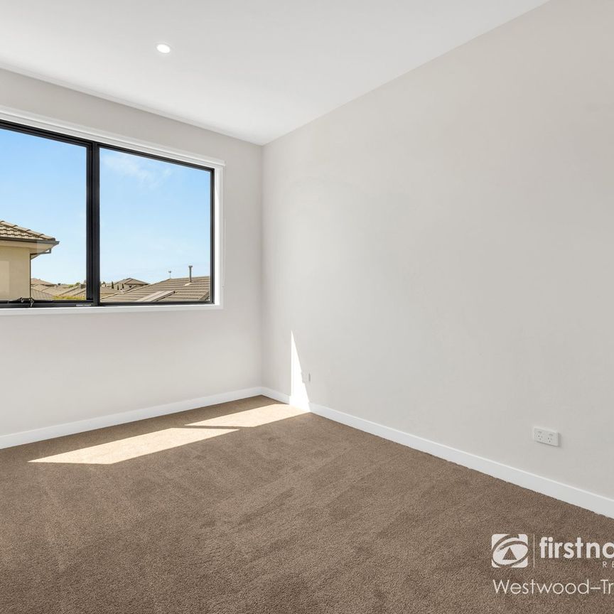 9 Dobright Street, 3029, Truganina Vic - Photo 1