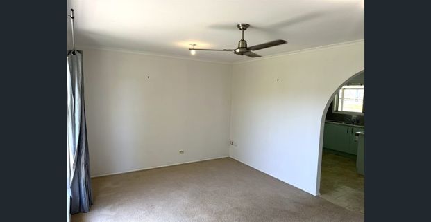 Lowset 3 Bedroom Brick Home with Rumpus - Photo 1