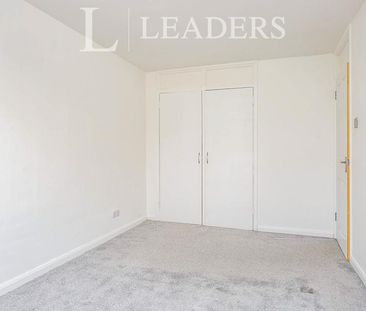 3 bedroom maisonette to rent Lumsden Road, Southsea, PO4 - Photo 4