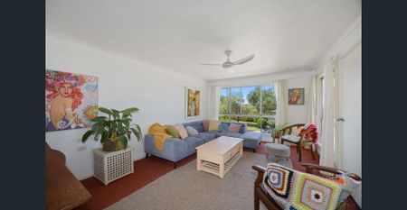 Country Cottage Charm - Photo 5