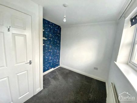 4 bedroom detached house to rent - Photo 4