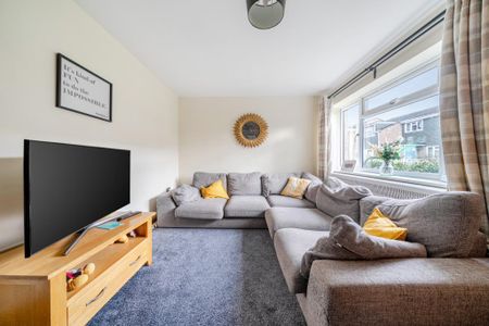 3 bedroom terraced house to rent - Photo 3