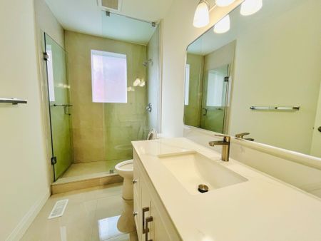 For Lease - 76 HOLMES Avenue Unit# GROUND, Toronto, Ontario - Photo 3