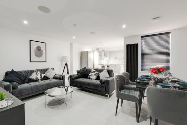 6 bedroom house to rent - Photo 1