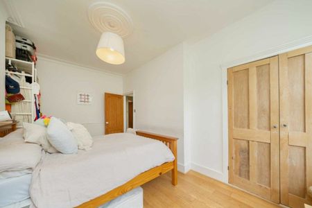 Stapleton Hall Road, Finbsury Park, N4 - Photo 5