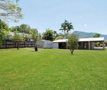 FENCED FAMILY HOME!! - Photo 2