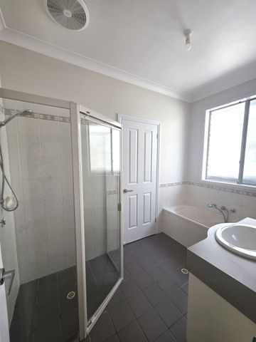 Don't Miss This Well Presented 3 Bedroom Home Located in a Great Area, Close to Everything You Need! - Photo 4