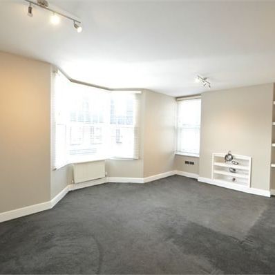 Baker Street, WEYBRIDGE, KT13 - Photo 1