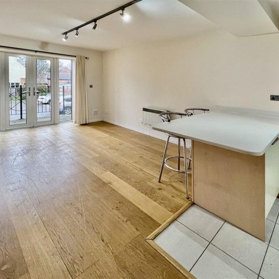 1 BED Apartment To rent - Photo 1