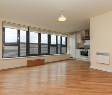 2 bedroom apartment to rent - Photo 3