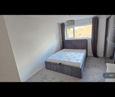 3 bedroom detached house to rent - Photo 3