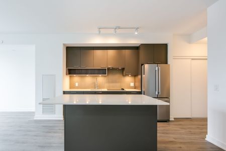 For Lease - 3005 Pine Glen Road Unit# 204, Oakville, Ontario - Photo 4