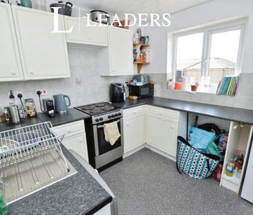 2 bedroom flat to rent - Photo 6