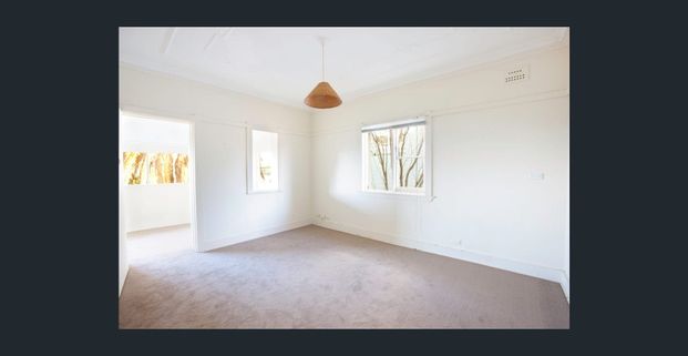 1-Bedroom Apartment Moments from Fairy Bower & Shelly Beach - Photo 1