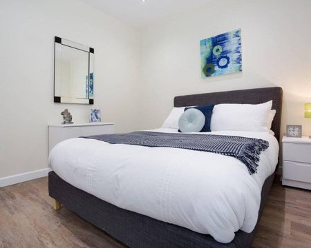 1 bedroom flat to rent - Photo 2