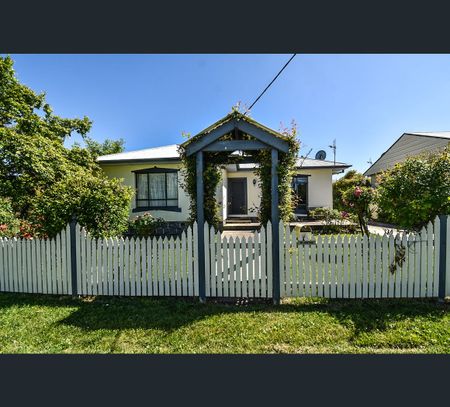 1 Tynan Street, Orange, NSW 2800 - Photo 5