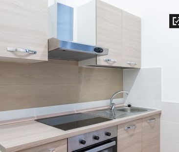 barcelona, Catalonia 08010 - Photo 6