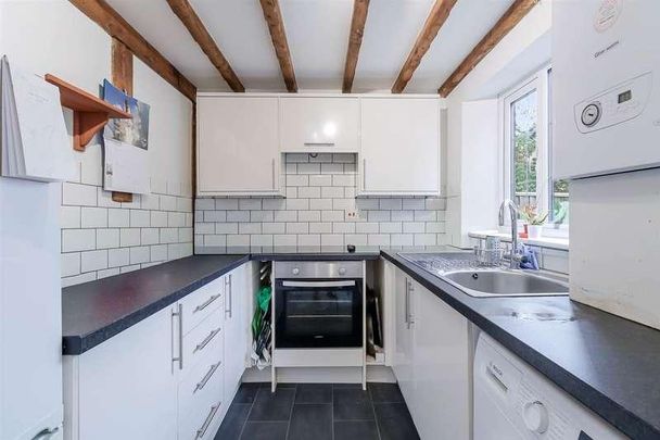 Bronte Close, Cheltenham, GL51 - Photo 1