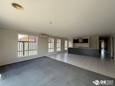 4 Bedroom Family Home - Photo 5