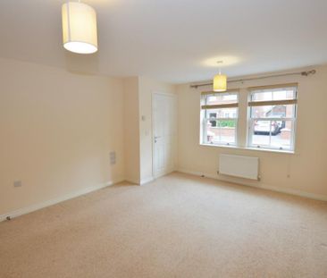 3 bedroom semi-detached house to rent - Photo 5