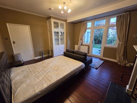 Room in a Shared House, Herne Hill, SE24 - Photo 2