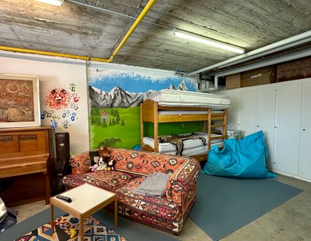 Very large apartment 5min walk from the purple gondola lifts - Photo 2