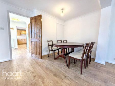 3 bedroom detached house to rent - Photo 3