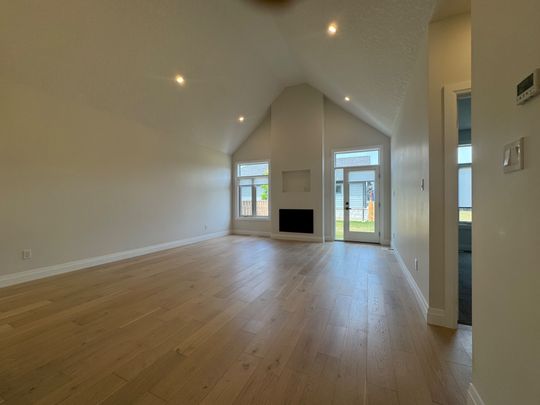 For Lease - 63 Compass Trail Unit# 49, Central Elgin, Ontario - Photo 1