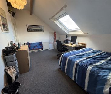 Newport Gardens, Burley, LS6 3DA, Leeds - Photo 4