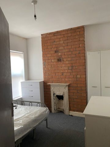Room in a Shared House, City Road, B17 - Photo 3