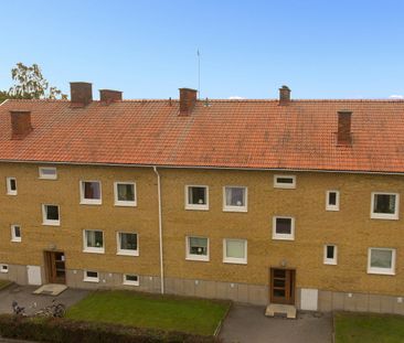 3 rok, Kaptensgatan 29B, Motala - Foto 1