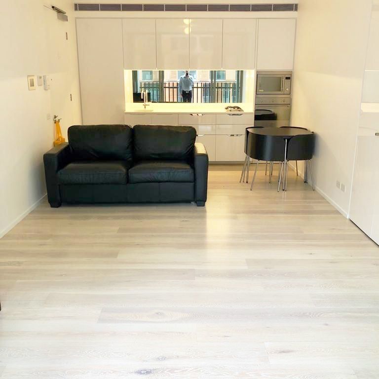 1 BEDROOM SEMI FURNISHED WITH CARPARK - "THE MARK" CHIPPENDALE - Photo 1