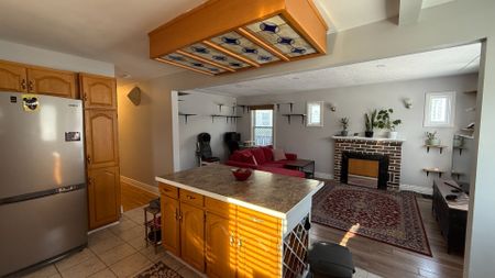 For Lease - 93 Elgin Street, London East, Ontario - Photo 2