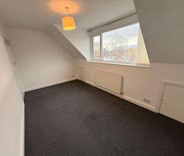 3 bedroom flat to rent - Photo 5
