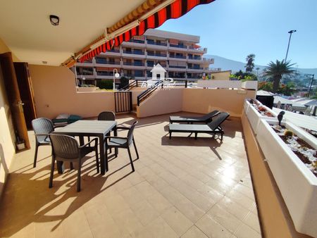 Apartamento en alquiler en Los Cristianos - Photo 5