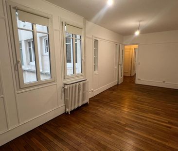 Charmant 2 pièces en tbe Paris 15 proche Commerce - Photo 2