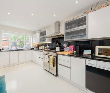 Coombe Road, W4 2HR, London - Photo 6