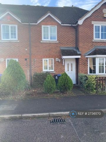 2 bedroom terraced house to rent - Photo 2