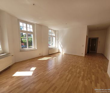 2-Zimmer-Wohnung mit einer neuen Einbauküche in Kirchberg /Sa. zu vermieten! - Photo 2