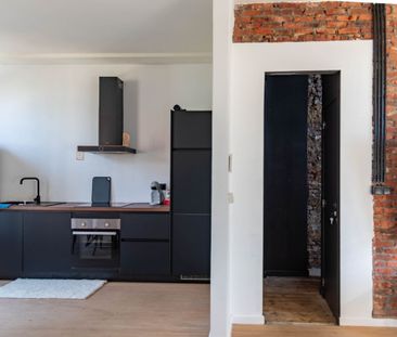 Appartement te huur in Hoboken voor € 975 met 2 slaapkamers - Photo 2