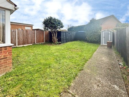 Bryony Way, Sunbury-on-Thames, Surrey, TW16 7RH - Photo 4