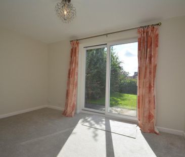 4 bedroom detached house to rent - Photo 4
