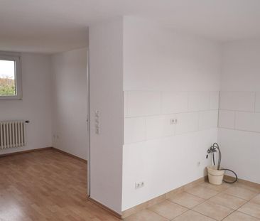 Renovierte Dachgeschosswohnung mit guter Aufteilung in BGL-Hand!!! - Photo 2