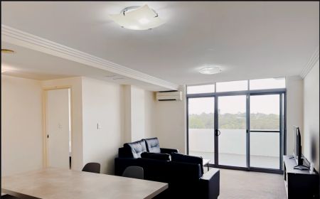 2 bed 2 bath*88 - Photo 2