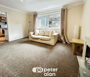 Woodside Court, Lisvane Road, Llanishen, CF14 - Photo 2