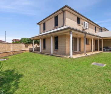 In the Heart of North Richmond - Photo 2