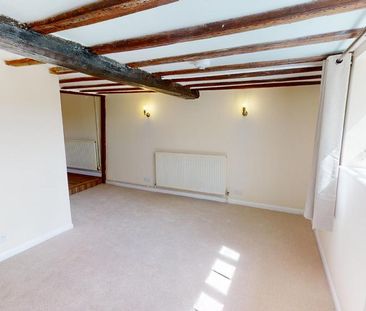 2 bedroom semi-detached house to rent - Photo 2