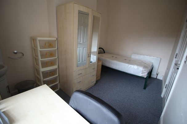 1 Bed Student Accommodation - Photo 1